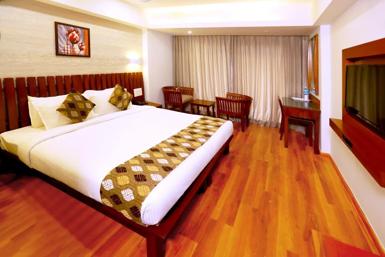 Hotel Kabani Regency Kochi 4*,